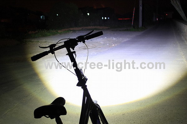 New ! Focus 10W CREE XML T6 High Power Flashlight With Attack Head ACK-1176