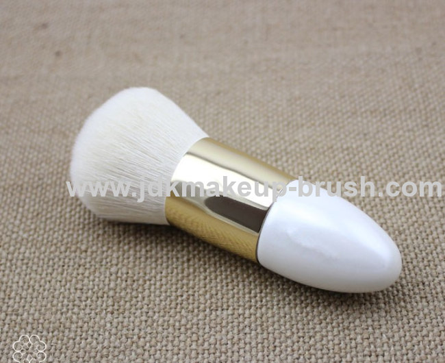 Exquisite Portable Cosmetic Powder Brush with Pointed handle