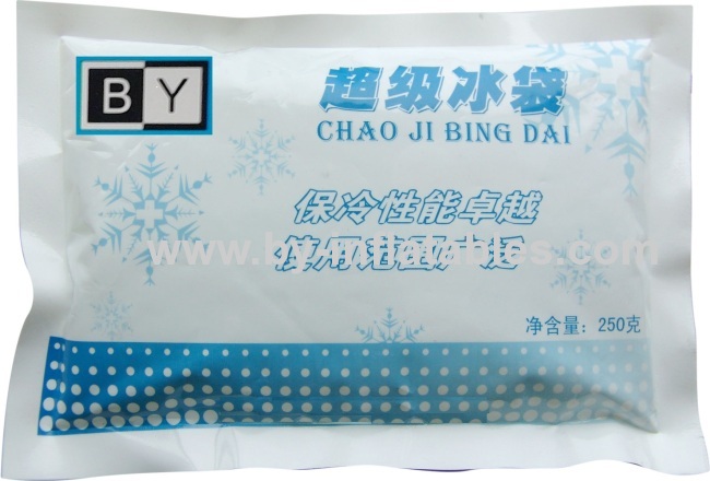 Instant cold pack for reducing the pain ofslight sprains, bruises, strain