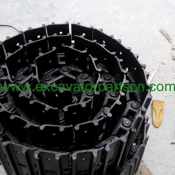 track link assy for excavator EX200-2/3/5 ZX200 EX210-5 ZX210 9135631,9092517,9022210