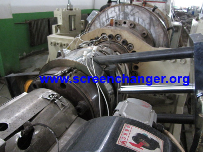 hydraulic screen changer for twin-screw extruder