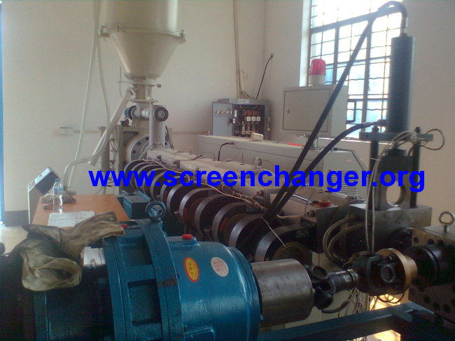 hydraulic screen changer for twin-screw extruder