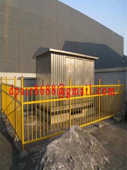 Safety barriers& temporary fencing