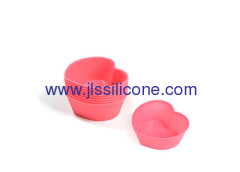 Mini sweet heart shaped silicone cake molds