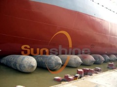 Marine airbags for shipping launching