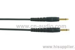 Durable Guitar cable