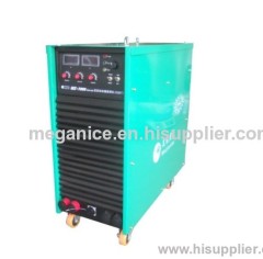 Submerged arc welding machine