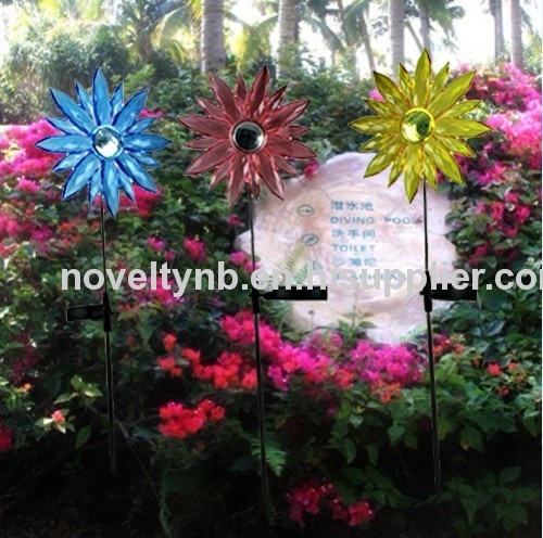 Decorative Flower Solar Stake Light