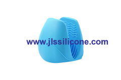 The light blue silicone oven mitts glove and heat resistant pot holder
