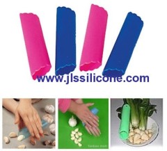 tube shaped silicone garlic peeler