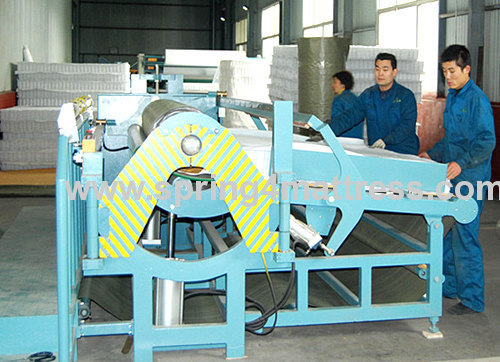 Pocket spring unit roll packing machine