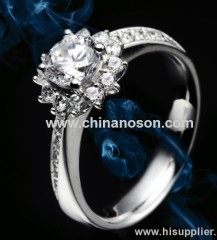Diamond ring for wedding with platinum plate