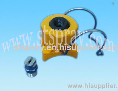 PP Clip Eyelet Nozzle