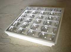 Lighting fixture of economic type with light steel