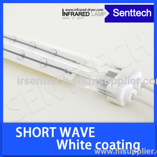 Short wave halogen lamp with ceramic reflector