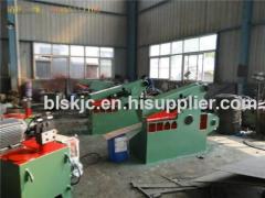 Scrap metal cutting machine