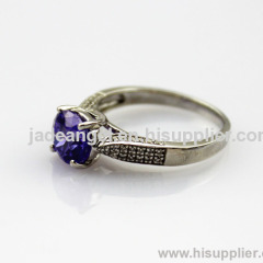 Fashion Jewelry 7mm Round Cut Created Amethyst and Clear Cz Diamodns Ring