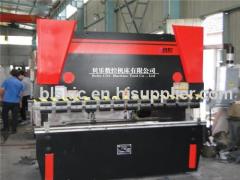 Large hydraulic bending machine