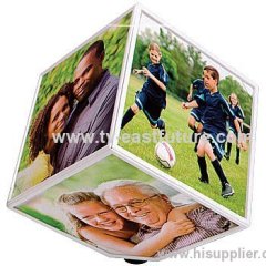 Automatic Rotating Photo Cube