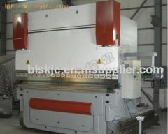 Small vertical CNC bending machine