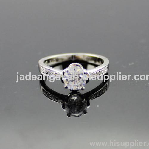 925 Sterling Silver Clear Cubic Zircon Engagement Ring