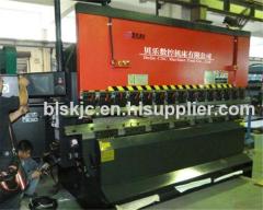 WC67Y two-cylinder hydraulic sheet metal bending machine