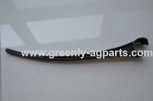 G105212 MacDON plastic poly finger