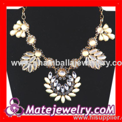 2014 Resin stone Rhinestone Flower Choker Bib Necklace