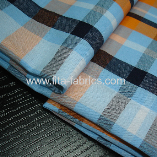 Yarn-dyed poplin woven fabric