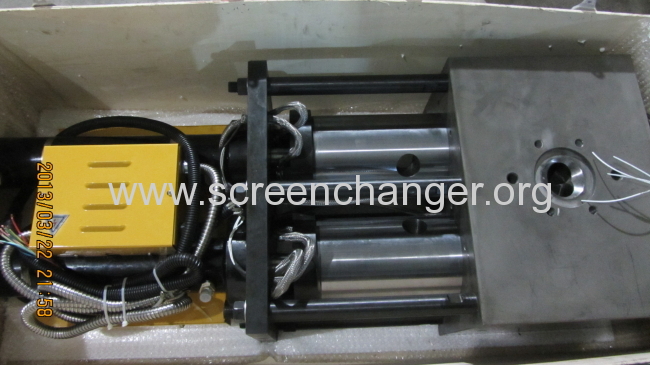 Hydraulic screen changer-melt filter for plastic extrusion machine