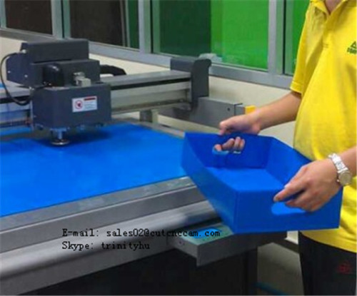 sample making cutting plotting for coroplast machine 