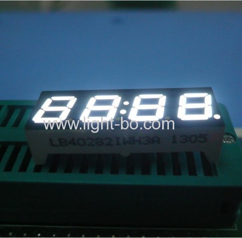 울트라 브라이트 화이트 4자리 7mm(0.28") 양극 7세그먼트 LED 디스플레이, 30.2 x 11 x 6mm