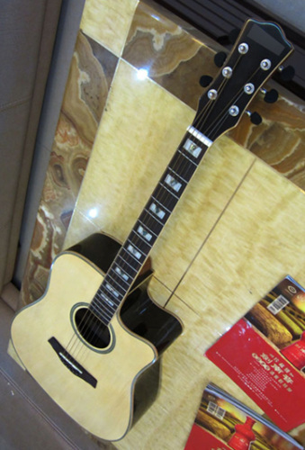 41" guitar model ZP480CS top: solid engelmann spruce(A),side and back:rosewood