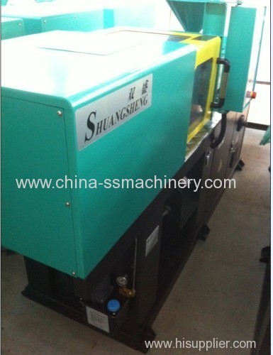 small 320KN injection moulding machine export to Argentina