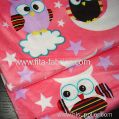 The owl printed short plush fabric