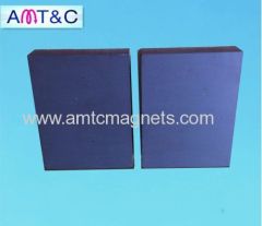 Block sintered ferrite magnet