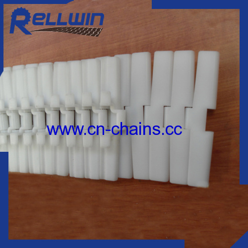 Plastic sideflexing table top conveyor chains