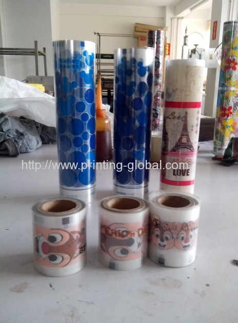 Thermal transfer film for metal pen pole