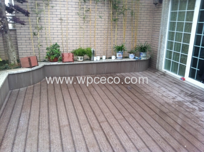 Woodgrain wpc flooring for outdoor terrace