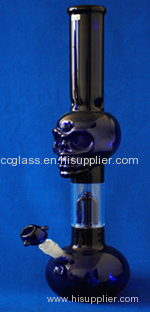 Glass water bong made of borosilicate glass