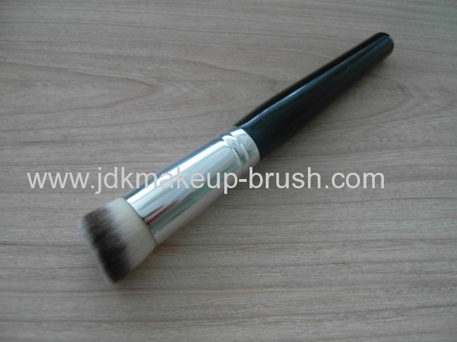 Dense 2 Tone synthetic hair Angle Shape Face Foundation Brush