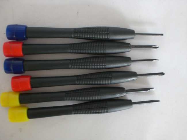 6 Piece Precision Screwdriver Set With Molded Handles