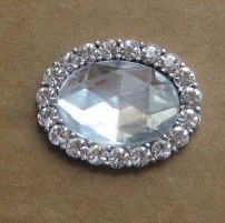 Rhinestone shoe button in silver