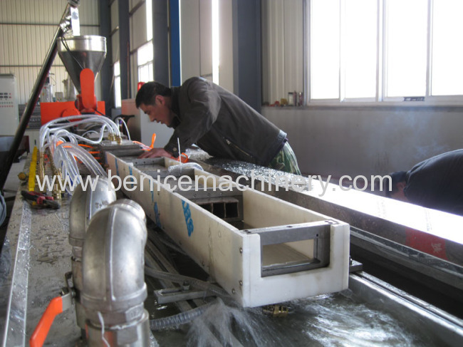 WPC profile making machine double screw extruder