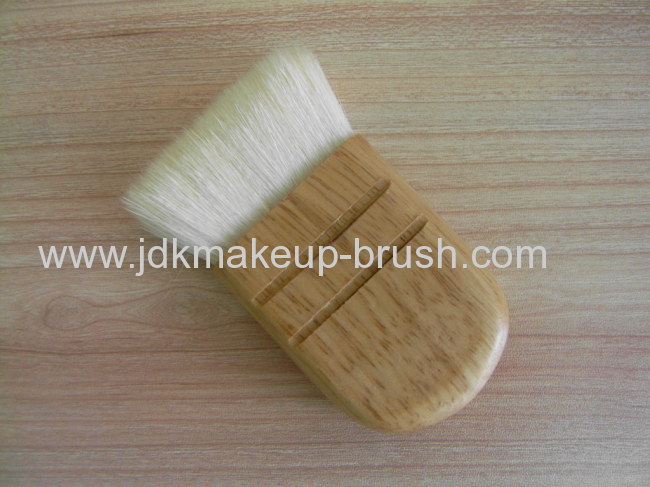 Eco-friendly Natural wooden handle Compact Blush Brush
