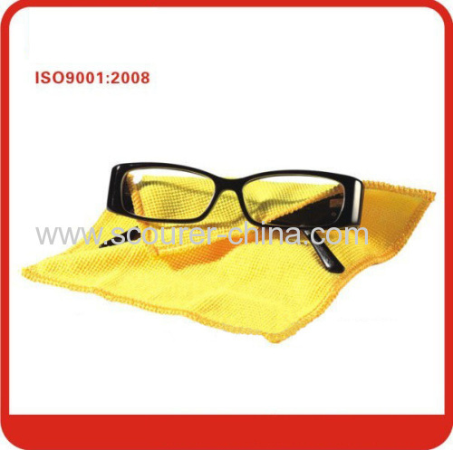 Economical and environmentally safe 70% polyester 30%poluamide microfiber eye glasses cleaning cloth