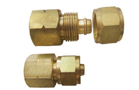 Brass Coupling with Union and Female Thread