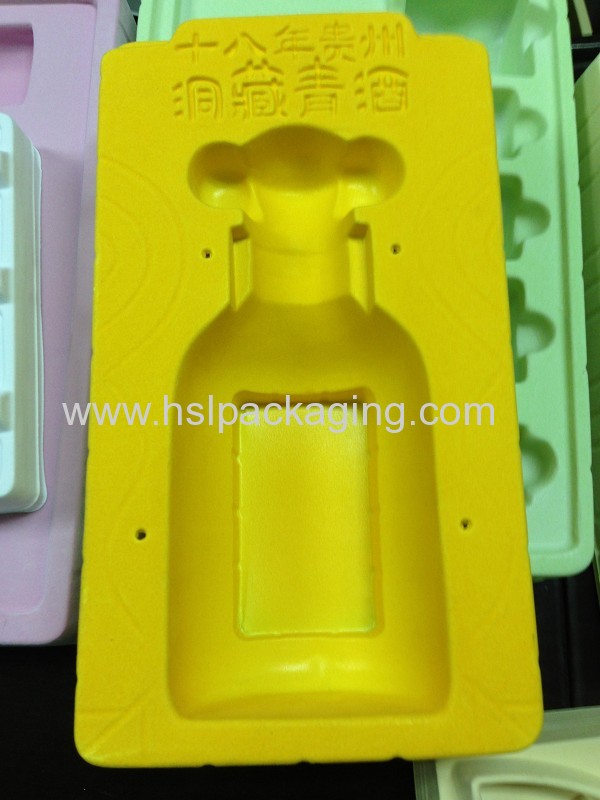 Flocking plastic beverage tray