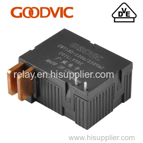 Single phase latching relay for Street lamp control system