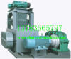 Dry powder pressing machine